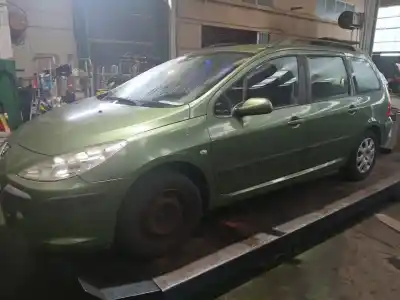 Sloopvoertuig PEUGEOT 307 BREAK (3E)  van het jaar 2006 aangedreven NFU (TU5JP4)