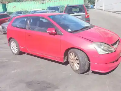 Vehicul casat honda civic vii hatchback (eu, ep, ev) 1.6 i (ep2, eu8, eu6) al anului 2004 alimentat d16v1,d16w7