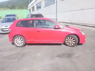 Vehicul casat honda civic vii hatchback (eu, ep, ev) 1.6 i (ep2, eu8, eu6) al anului 2004 alimentat d16v1,d16w7