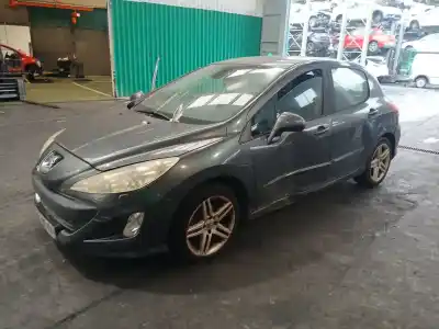 Verschrottungsfahrzeug PEUGEOT 308 I (4A_, 4C_)  des Jahres 2009 angetrieben 9HR (DV6C)