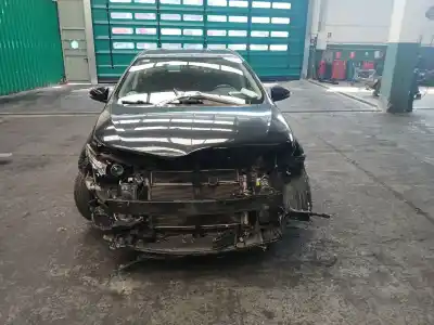 Veículo de Sucata toyota auris (_e18_) 1.8 hybrid (zwe186_) do ano 2018 alimentado 2zr-fxe