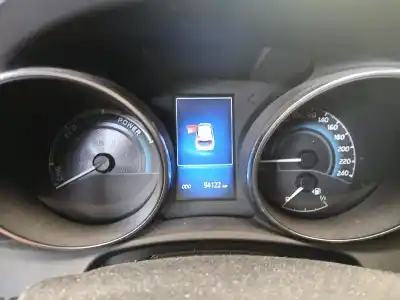 Veículo de Sucata toyota auris (_e18_) 1.8 hybrid (zwe186_) do ano 2018 alimentado 2zr-fxe