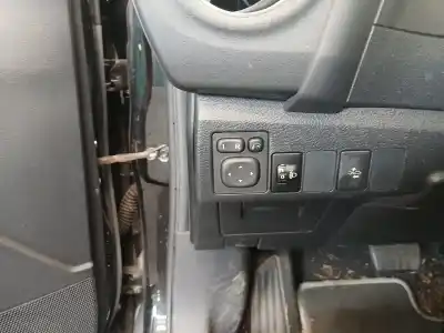 Veículo de Sucata toyota auris (_e18_) 1.8 hybrid (zwe186_) do ano 2018 alimentado 2zr-fxe