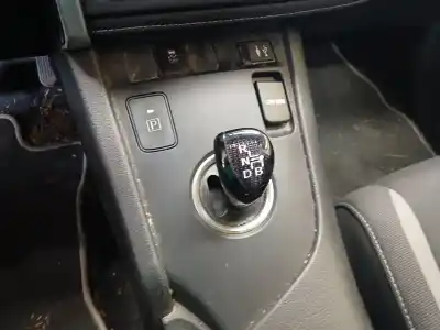 Veículo de Sucata toyota auris (_e18_) 1.8 hybrid (zwe186_) do ano 2018 alimentado 2zr-fxe