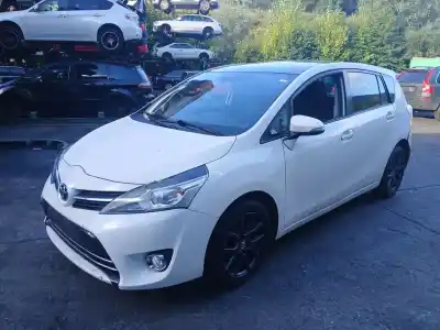 Vehicul casat TOYOTA VERSO (_R2_)  al anului 2015 alimentat 1WW