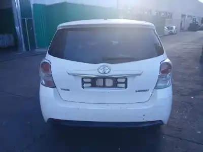 Sloopvoertuig toyota verso (_r2_) 1.6 d4-d (war20_) van het jaar 2015 aangedreven 1ww