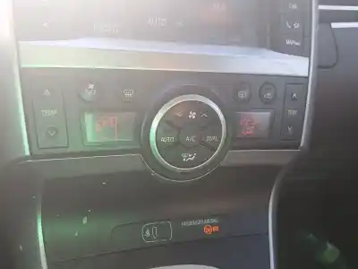 Sloopvoertuig toyota verso (_r2_) 1.6 d4-d (war20_) van het jaar 2015 aangedreven 1ww