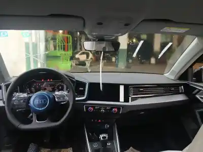 Veicolo di demolizione audi a1 sportback (gba) 30 tfsi dell'anno 2024 alimentato dusa