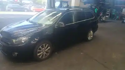 Veículo de Sucata VOLKSWAGEN GOLF VI VARIANT (AJ5)  do ano 2011 alimentado CAYC