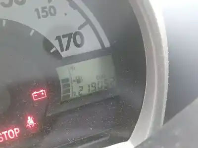 Veicolo di demolizione toyota aygo (_b1_) 1.0 (kgb10_) dell'anno 2008 alimentato 1kr-fe