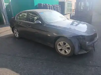 Scrapping Vehicle bmw 3 (e90) 325 i of the year 2005 powered n52b25a
