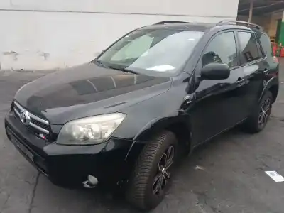 Sloopvoertuig TOYOTA RAV 4 III (_A3_)  van het jaar 2006 aangedreven 2AD-FHV