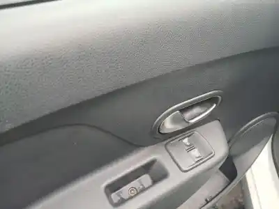 Здавання транспортного засобу dacia sandero ii tce 90 (b8m1, b8ma) року 2018 потужний h4b408 Здавання транспортного засобу dacia sandero ii tce 90 (b8m1, b8ma) року 2018 потужний h4b408