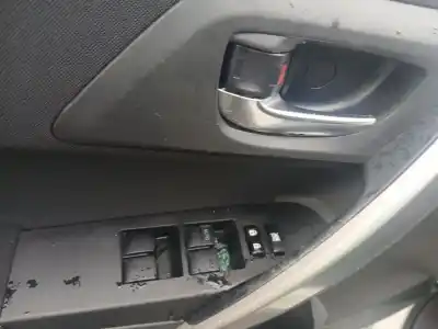 Здавання транспортного засобу toyota auris ranchera familiar (_e18_) 1.8 hybrid (zwe186_) року 2014 потужний 2zr-fxe Здавання транспортного засобу toyota auris ranchera familiar (_e18_) 1.8 hybrid (zwe186_) року 2014 потужний 2zr-fxe