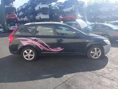 Scrapping Vehicle kia cee'd sw (ed) 1.6 crdi 90 of the year 2007 powered d4fb Scrapping Vehicle kia cee'd sw (ed) 1.6 crdi 90 of the year 2007 powered d4fb