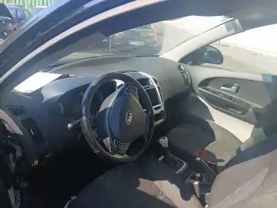 Scrapping Vehicle kia cee'd sw (ed) 1.6 crdi 90 of the year 2007 powered d4fb Scrapping Vehicle kia cee'd sw (ed) 1.6 crdi 90 of the year 2007 powered d4fb