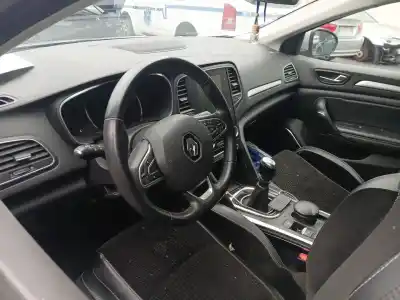 Veicolo di demolizione renault megane iv fastback (b9a/m/n_) 1.2 tce 130 (b9mr) dell'anno 2018 alimentato h5f f4