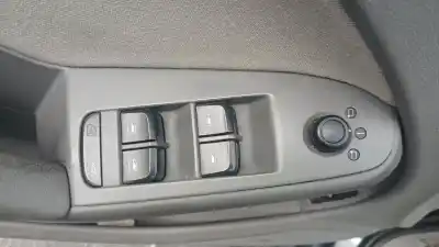 Здавання транспортного засобу audi a4 b8 (8k2) 2.0 tdi року 2008 потужний caga