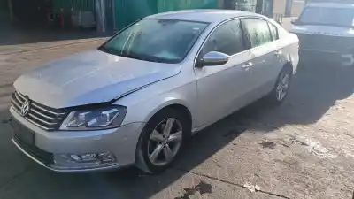Sloopvoertuig volkswagen passat b7 (362) 2.0 tdi van het jaar 2014 aangedreven cffb