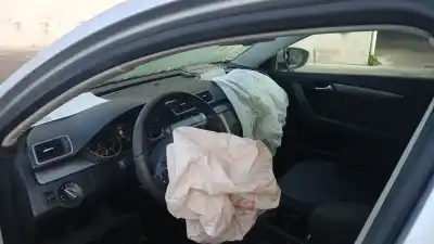 Sloopvoertuig volkswagen passat b7 (362) 2.0 tdi van het jaar 2014 aangedreven cffb