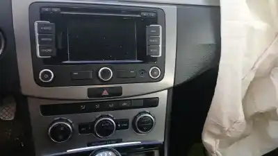 Sloopvoertuig volkswagen passat b7 (362) 2.0 tdi van het jaar 2014 aangedreven cffb