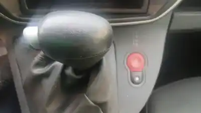 Здавання транспортного засобу renault kangoo express (fw0/1_) z.e. (fw0z, fw1z) року 2014 потужний 5am 400,5aq 604