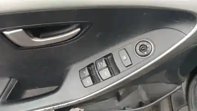 Scrapping Vehicle hyundai i30 ranchera familiar (gd) 1.6 crdi of the year 2014 powered d4fb