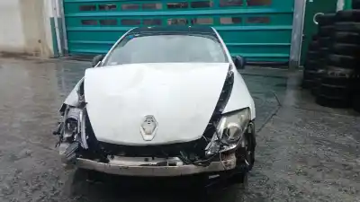 Sloopvoertuig renault laguna coupé (dt0/1) 3.0 dci (dt03) van het jaar 2010 aangedreven v9x891