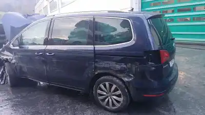 Veicolo di demolizione VOLKSWAGEN SHARAN (7N1, 7N2)  dell'anno 2012 alimentato CFGB