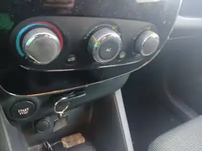 Sloopvoertuig renault clio iv (bh_) 1.5 dci 90 van het jaar 2013 aangedreven k9k608