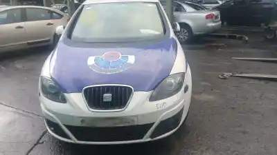 Vehicul casat seat altea xl (5p5, 5p8) 1.6 tdi al anului 2012 alimentat cayc