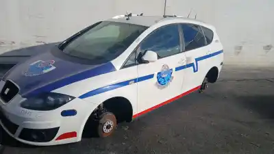 Verschrottungsfahrzeug SEAT ALTEA XL (5P5, 5P8)  des Jahres 2011 angetrieben CAYC