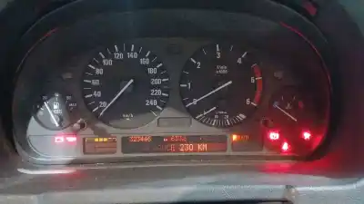 Véhicule à la ferraille bmw x5 (e53) 3.0 d de l'année 2003 alimenté 306 d1