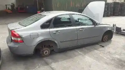 Veículo de Sucata volvo s40 berlina 2.4 summum do ano 2005 alimentado b5244s5