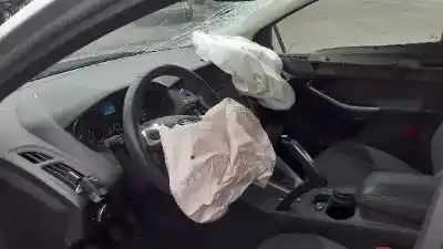 Veicolo di demolizione ford focus lim. (cb8) trend dell'anno 2011 alimentato t1db