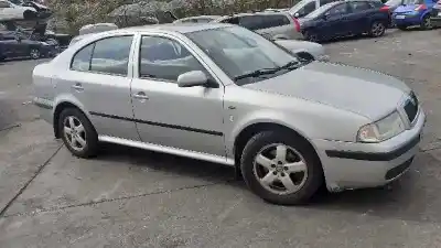 Scrapping Vehicle skoda octavia berlina (1u2) elegance of the year 2001 powered aqy