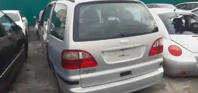 Sloopvoertuig ford galaxy (vy) ambiente van het jaar 2003 aangedreven auy