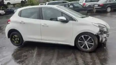 Scrapping Vehicle peugeot 208 active of the year 2012 powered 