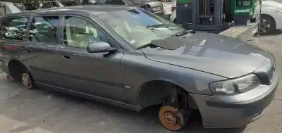 Утилизация автомобиля volvo                                              v70 familiar                                                                                                                                                                                                                                               2.4 diesel                                                                                                                                                                                                                                                 года 2003 питание b5244t2