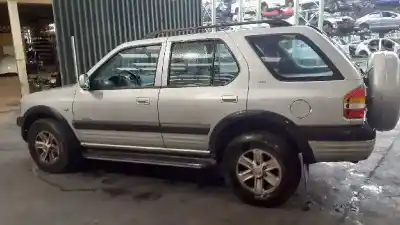 Sloopvoertuig opel frontera b limited van het jaar 2002 aangedreven y22dth