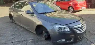 Verschrottungsfahrzeug opel insignia berlina cosmo des jahres 2010 angetrieben a20dth