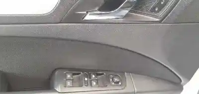 Sloopvoertuig skoda suberb (3t4) active van het jaar 2012 aangedreven cay