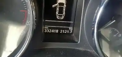 Sloopvoertuig skoda suberb (3t4) active van het jaar 2012 aangedreven cay