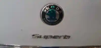 Sloopvoertuig skoda suberb (3t4) active van het jaar 2012 aangedreven cay