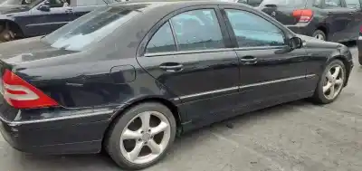 Veículo de Sucata mercedes-benz clase c (w203) berlina 2.2 cdi cat do ano 2003 alimentado 646962