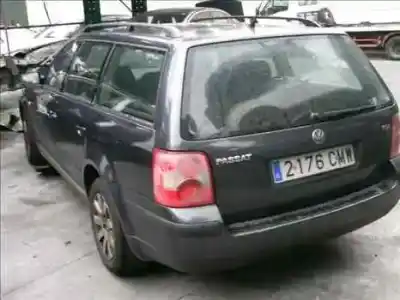 Verschrottungsfahrzeug volkswagen passat berlina (3b3) 1.9 tdi des jahres 2000 angetrieben awx