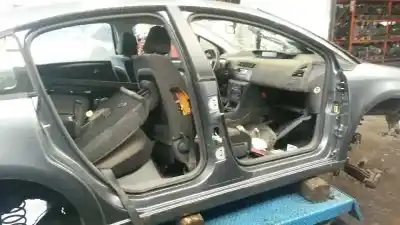 Veículo de Sucata citroen c4 berlina 1.6 hdi cat (9hy / dv6ted4) do ano 2004 alimentado 9hy (dv6ted4)