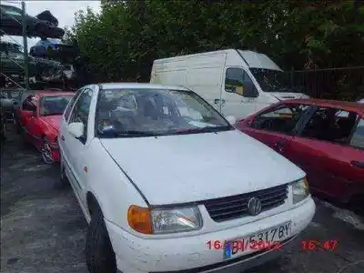 Véhicule à la ferraille VOLKSWAGEN                                         POLO (9N1)                                                                                                                                                                                                                                                 1.9 SDI                                                                                                                                                                                                                                                    de l'année 2001 alimenté ASY