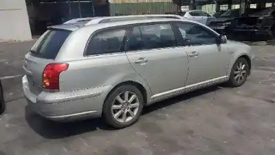 Veículo de Sucata toyota avensis wagon (t25) 2.0 d-4d executive do ano 2004 alimentado 1cd-ftv