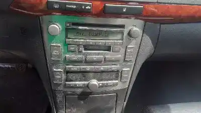 Veículo de Sucata toyota avensis wagon (t25) 2.0 d-4d executive do ano 2004 alimentado 1cd-ftv